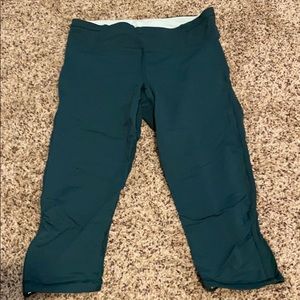 Lululemon crop leggings